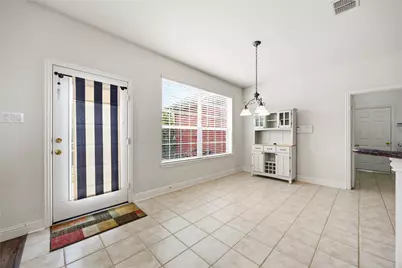 9024 Fox Hollow Trail, Irving, TX 75063 - Photo 9