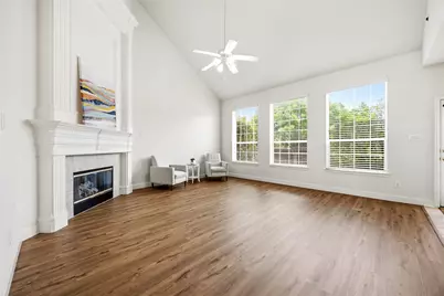 9024 Fox Hollow Trail, Irving, TX 75063 - Photo 5