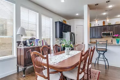 6738 Plaza Via, Irving, TX 75039 - Photo 13