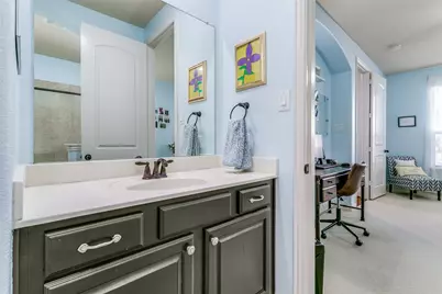 6738 Plaza Via, Irving, TX 75039 - Photo 17