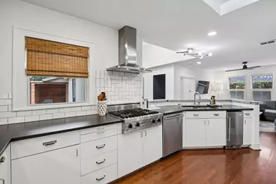 4828 Bryce Avenue, Fort Worth, TX 76107 - Photo 15