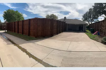 1953 Camden Way, Carrollton, TX 75007 - Photo 39