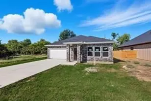 2512 Sheraton Dr, Fort Worth, TX 76105 - Photo 1