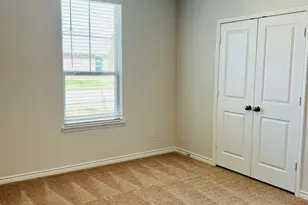 812 Peaceful Brk Dr, Fort Worth, TX 76140 - Photo 15