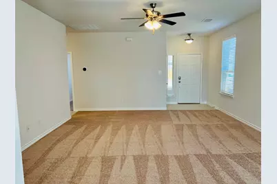 812 Peaceful Brook Drive, Fort Worth, TX 76140 - Photo 3