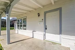 7015 Dover Ln, Richland Hills, TX 76118 - Photo 3