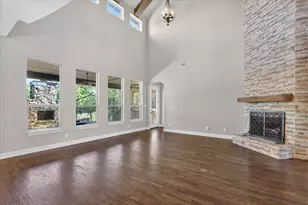 5800 Lamb Creek Dr, Fort Worth, TX 76179 - Photo 9