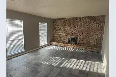 7302 Elderberry Circle, Dallas, TX 75249 - Photo 7