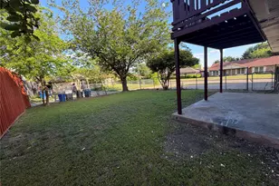 7302 Elderberry Cir, Dallas, TX 75249 - Photo 5