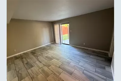 7302 Elderberry Circle, Dallas, TX 75249 - Photo 11