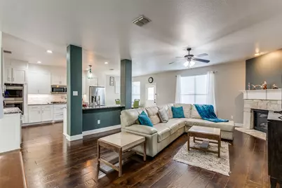 1427 Hanover Lane, Van Alstyne, TX 75495 - Photo 9