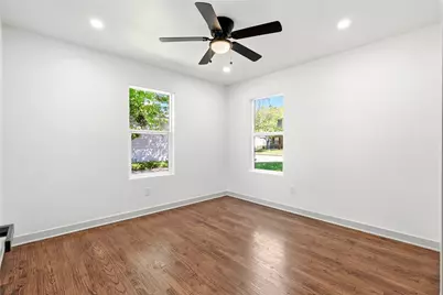 3435 Poinsettia Drive, Dallas, TX 75211 - Photo 13