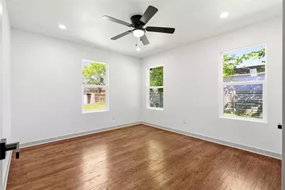 3435 Poinsettia Drive, Dallas, TX 75211 - Photo 11