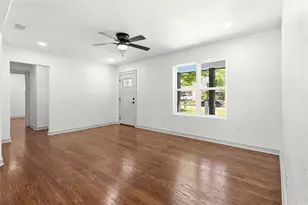 3435 Poinsettia Dr, Dallas, TX 75211 - Photo 5