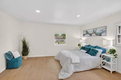 2424 Cloverdale Street, Arlington, TX 76010 - Photo 9