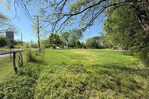 243 Walnut St, Wilmer, TX 75172 - Photo 19