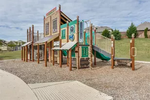 1119 Kettlewood Dr, Justin, TX 76247 - Photo 35