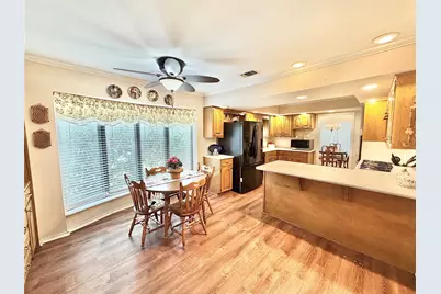 1800 Southridge Drive, Denton, TX 76205 - Photo 11