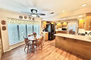 1800 Southridge Dr, Denton, TX 76205 - Photo 11