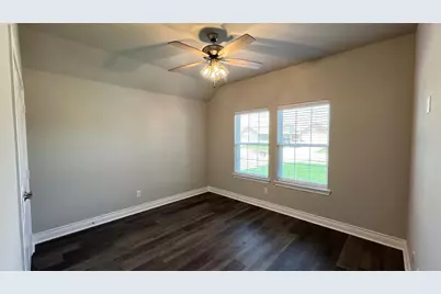 607 Hardaway Drive, Greenville, TX 75402 - Photo 3