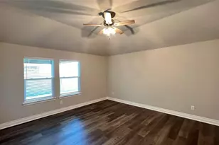 607 Hardaway Dr, Greenville, TX 75402 - Photo 7