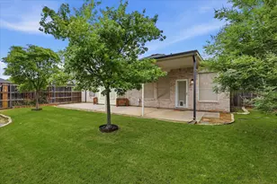1622 Redwood Dr, Corinth, TX 76210 - Photo 29
