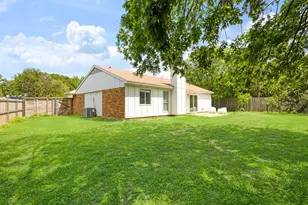 6702 Umphress Rd, Dallas, TX 75217 - Photo 19