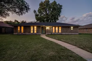 2825 Teakwood Ln, Plano, TX 75075 - Photo 3