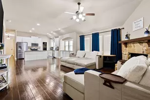 1109 Wheatland Terrace, Waxahachie, TX 75165 - Photo 9