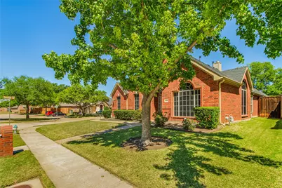 4236 Sharondale Drive, Flower Mound, TX 75022 - Photo 3