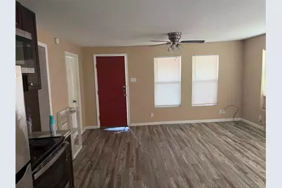 701 W Colorado Street, Groesbeck, TX 76642 - Photo 5