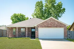 403 Harvard Dr, Princeton, TX 75407 - Photo 1