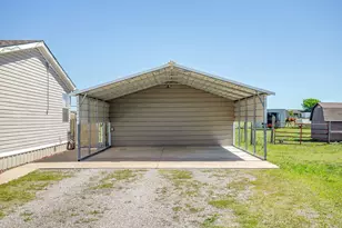 6004 Black Springs Ln, Joshua, TX 76058 - Photo 7