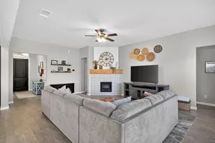 4409 Terraview Dr, Arlington, TX 76001 - Photo 5