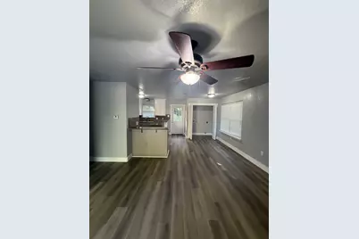 1004 Sanders Street, Bowie, TX 76230 - Photo 17