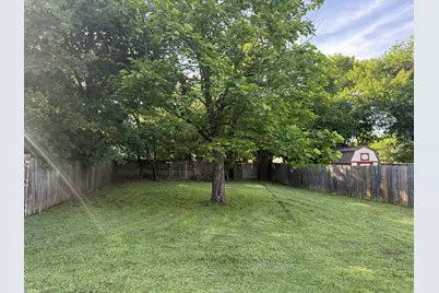1004 Sanders Street, Bowie, TX 76230 - Photo 9