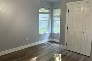 1004 Sanders St, Bowie, TX 76230 - Photo 15