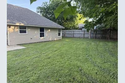 1004 Sanders Street, Bowie, TX 76230 - Photo 3