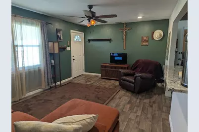 2705 Brockbank Drive, Irving, TX 75062 - Photo 11