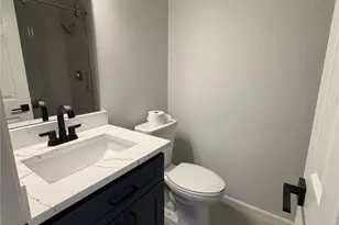 900 Cornfield Dr, Arlington, TX 76017 - Photo 9