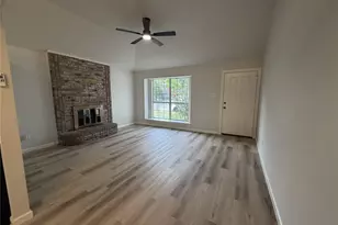 900 Cornfield Dr, Arlington, TX 76017 - Photo 5