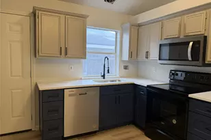 900 Cornfield Dr, Arlington, TX 76017 - Photo 7