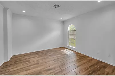 216 Texas Avenue, Hewitt, TX 76643 - Photo 13