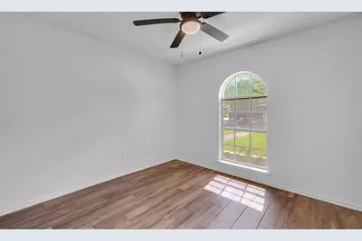 216 Texas Avenue, Hewitt, TX 76643 - Photo 23