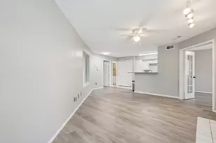 1712 Baird Farm Cir, Arlington, TX 76006 - Photo 3