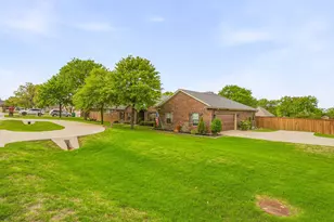 104 Canter Ln Dr, Stephenville, TX 76401 - Photo 5