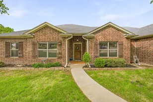 104 Canter Ln Dr, Stephenville, TX 76401 - Photo 3