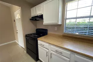 7204 Shadow Bend Dr, Fort Worth, TX 76137 - Photo 9