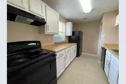 7204 Shadow Bend Drive, Fort Worth, TX 76137 - Photo 5