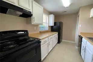 7204 Shadow Bend Dr, Fort Worth, TX 76137 - Photo 5